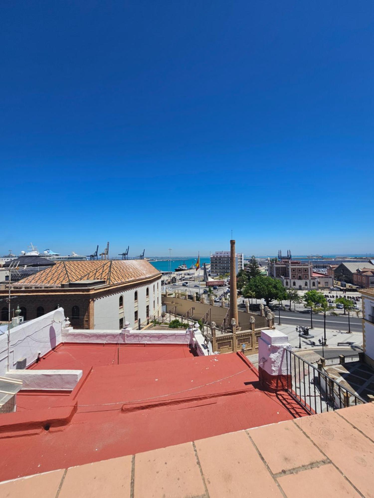 Apartamentos Plaza Santo Domingo Cadice Esterno foto